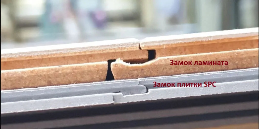 zamok.JPG zamok.JPG